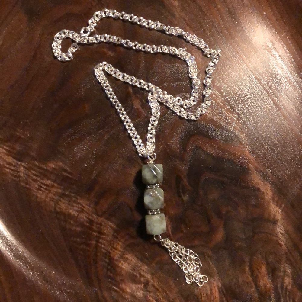 Handcrafted Labradorite Pendant necklace